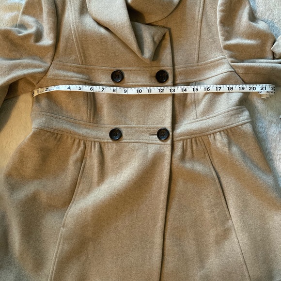 Ann Taylor Loft Beige Crowl Neck Winter Jacket with Buttons - Picture 10 of 11